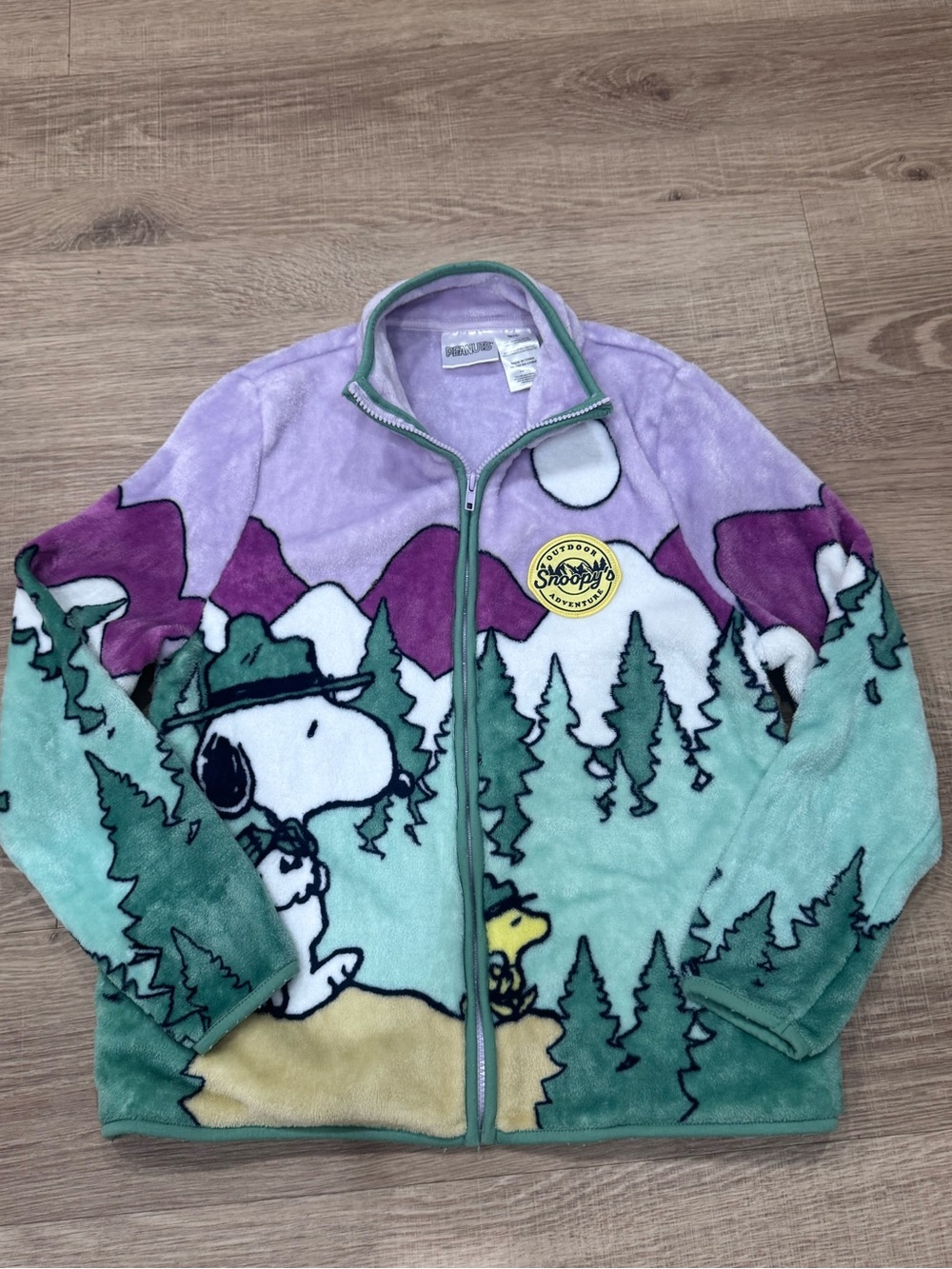 Peanuts Snoopy Outdoor Adventure Fleece Jacket Purple Green S/P